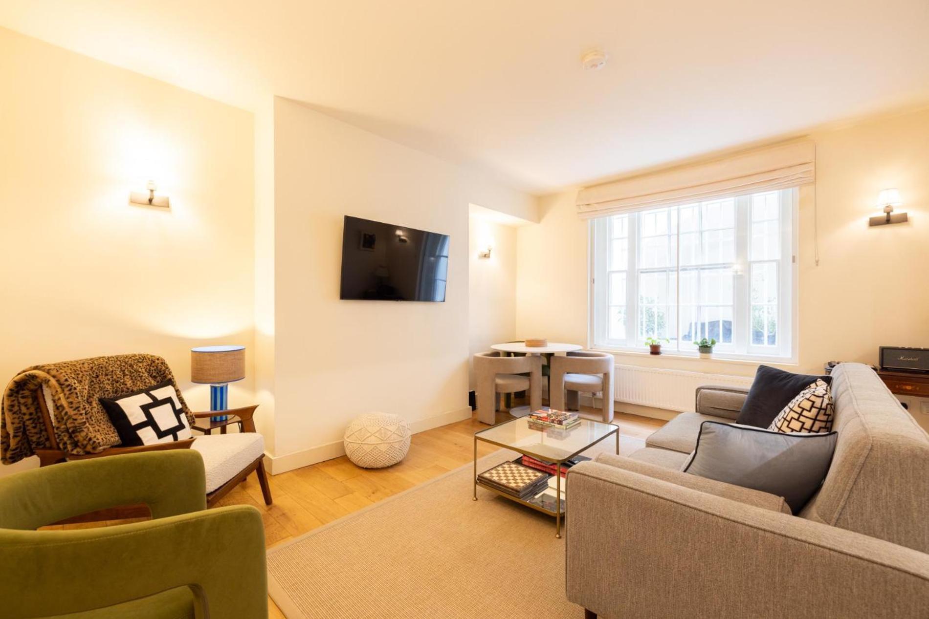 Hues, 2 Bedroom *